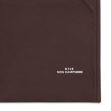 Carica l'immagine nel visualizzatore di Gallery, Hike New Hampshire Premium sherpa blanket