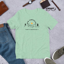 Загрузить изображение в средство просмотра галереи, White Mountains New Hampshire Unisex T-Shirt