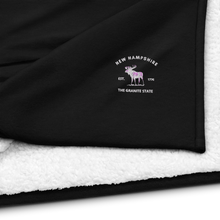 Load image into Gallery viewer, The Granite State Premium Sherpa blanket
